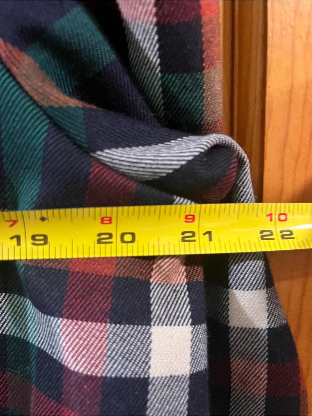 Tuckernuck Women’s L Plaid Puff Sleeve Blouse Blue Tartan Holiday Long Sleeve
